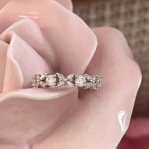 X and O Sterling Silver Moissanite Ring Size 5